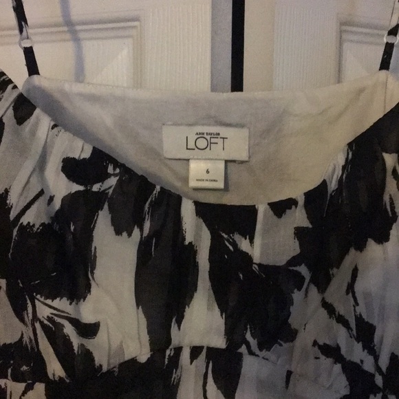 Loft dress - Picture 2 of 3